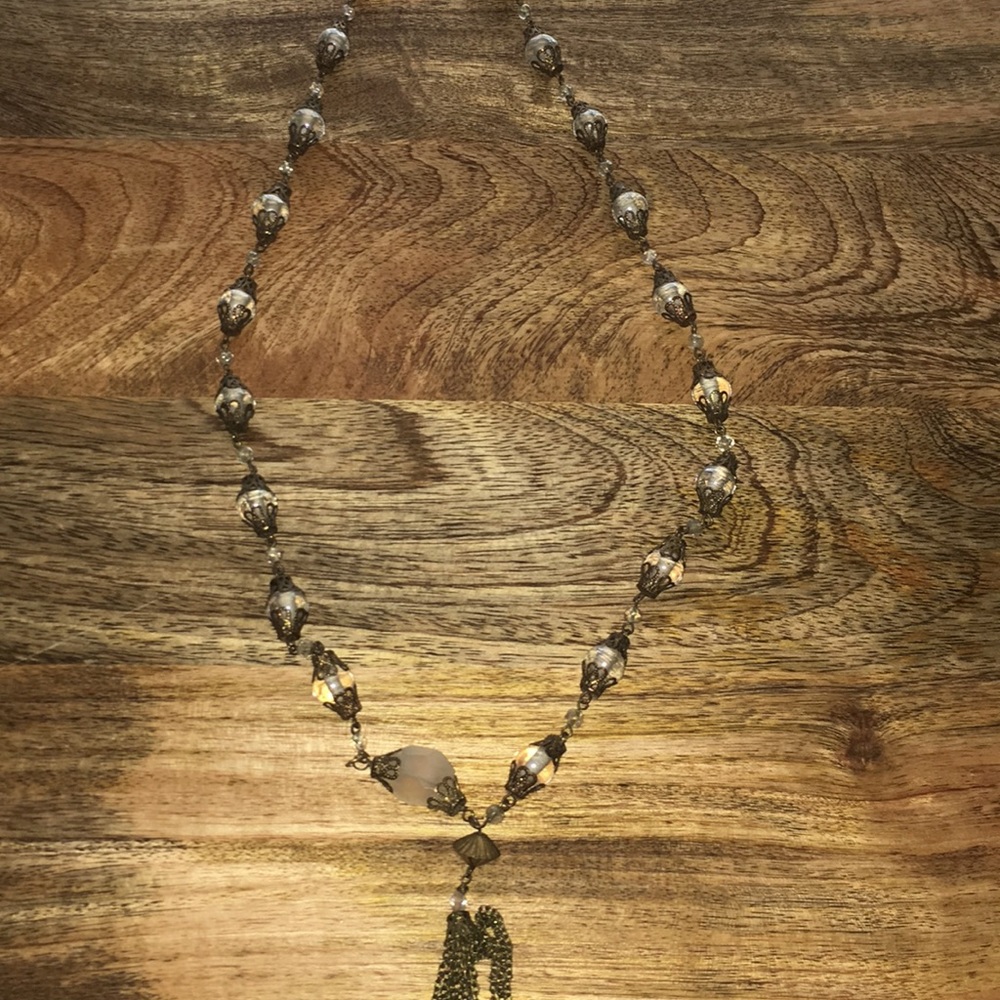 Elegant necklace! Make offer!!